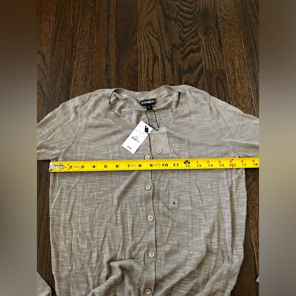 *NWT* Express Women’s S Tan/Light Brown Semi-Sheer Button-Down Crewneck Cardigan - Picture 7 of 10